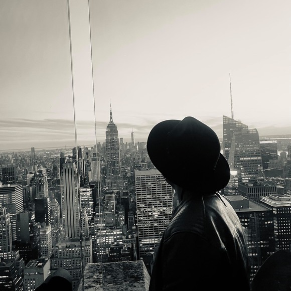 Meet your Posher, Leonardo - Picture 1 of 1